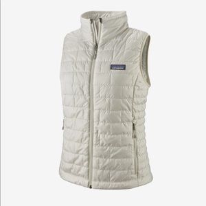 Patagonia Nano Puff in Birch White